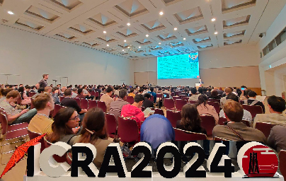 Photo salle de conférence à ICRA 2024